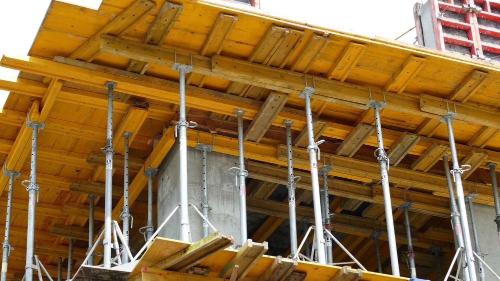 Podpory stropowe, dźwigary, głowice i trójnogi - WYNAJEM POZNAŃ!