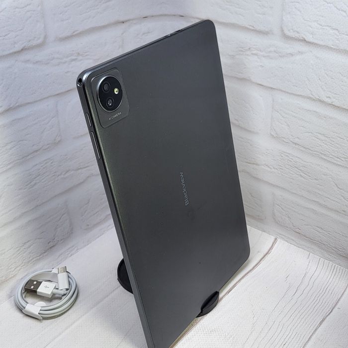 Продам планшет  Blackview TAB 7 WiFi 3/64Gb  в гарному стані