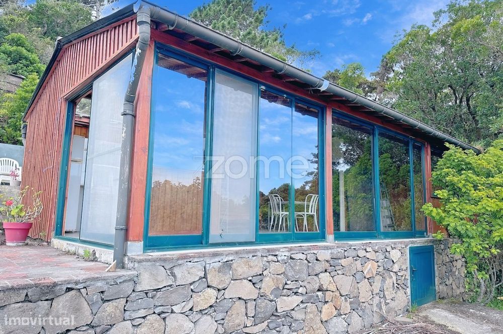 Propriedade com Vista Mar e Potencial Turístico – Azanha de Baixo