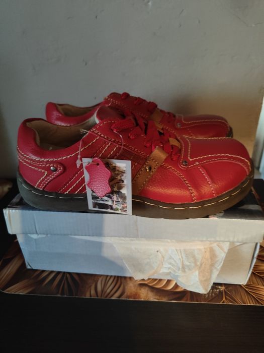 Nowe buty damskie rozmiar 38