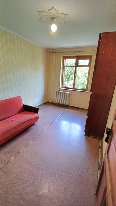 Продам 2-х комнатную "Чешку" 53 м2 на 3/10 в Центре