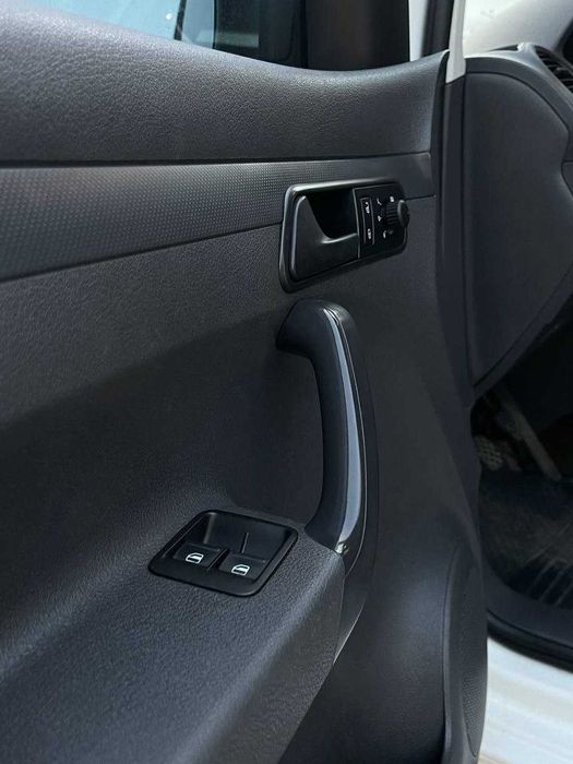 Volkswage  Caddy 2013