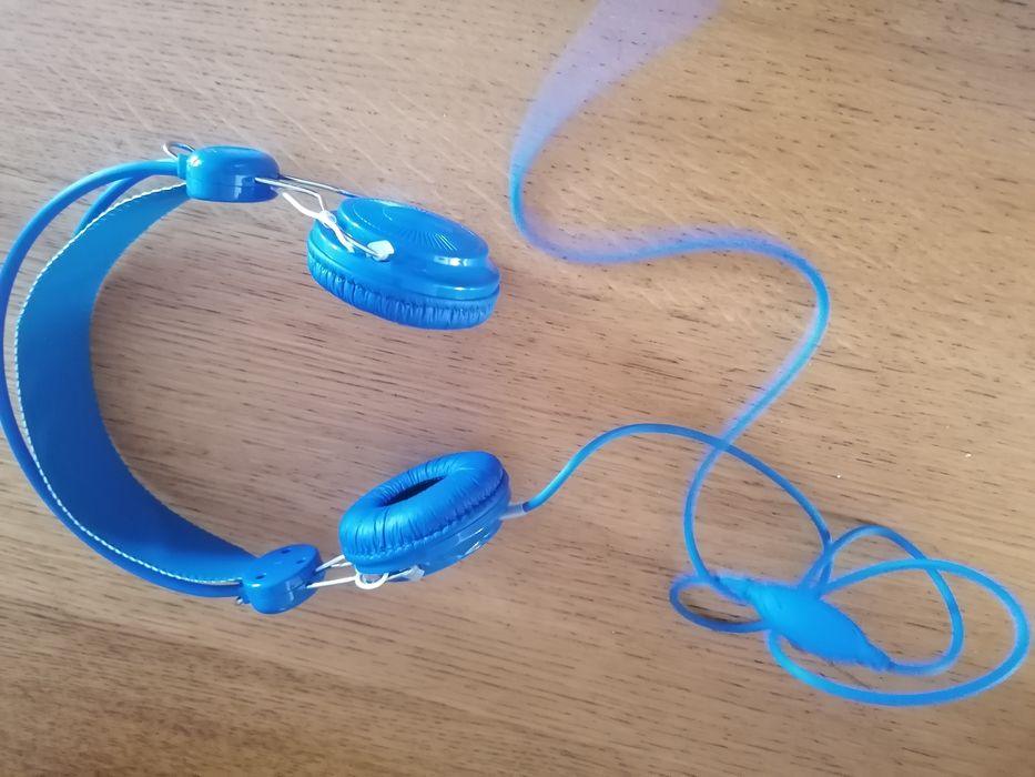 Auscultadores Azuis Novos