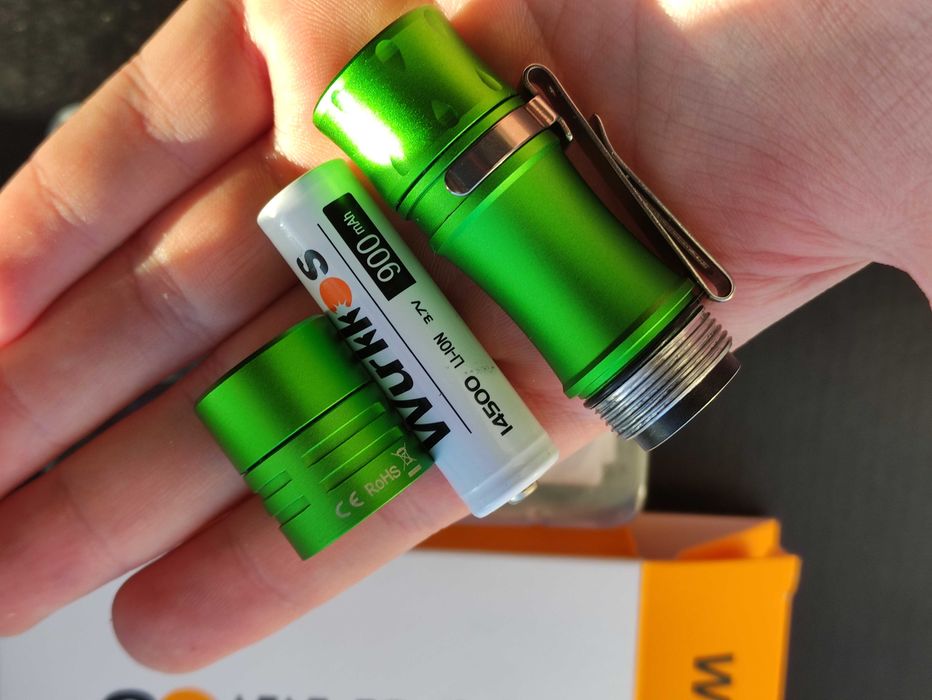 міні ліхтар wurkkos ts10 4000k зелений ,з аккумулятором