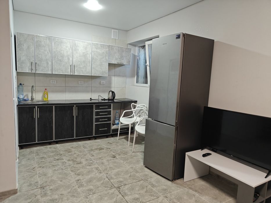 Здам в оренду   Квартиру - комерційне приміщення