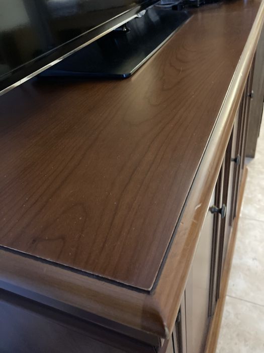 Movel/louceiro em cerejeira