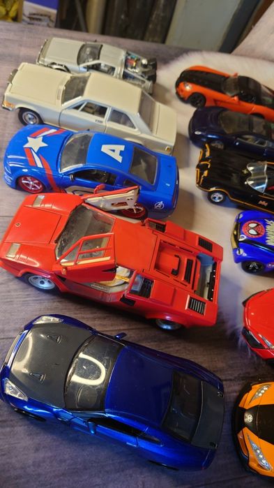1/24 1.24 1/18 1.18Коллекционные  автомодели Maisto Burago Motormax Welly  Автопром Jada M2machines Машинки железные