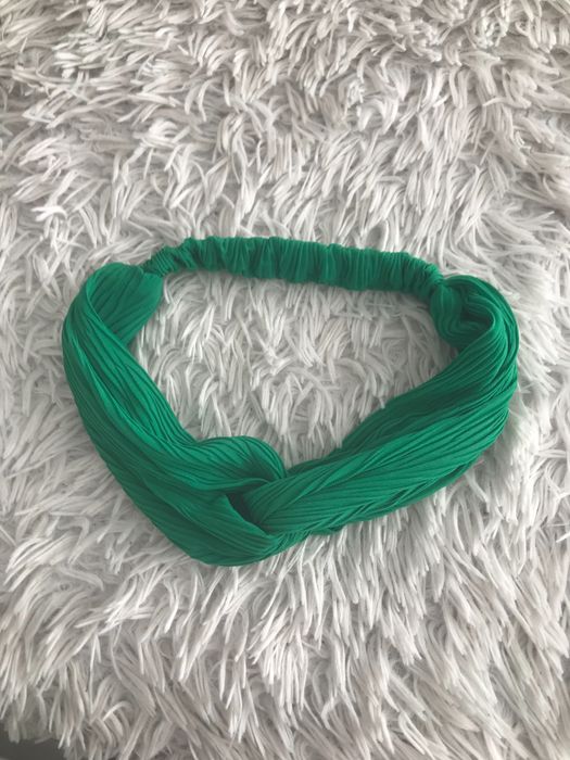 Fita de cabelo verde