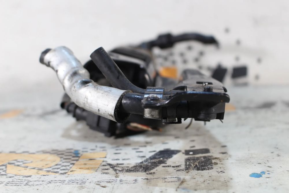 Bomba de combustível AUDI A3 (8P1)
