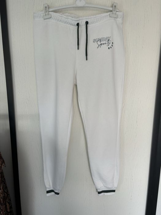 Biale spodnie dres primark