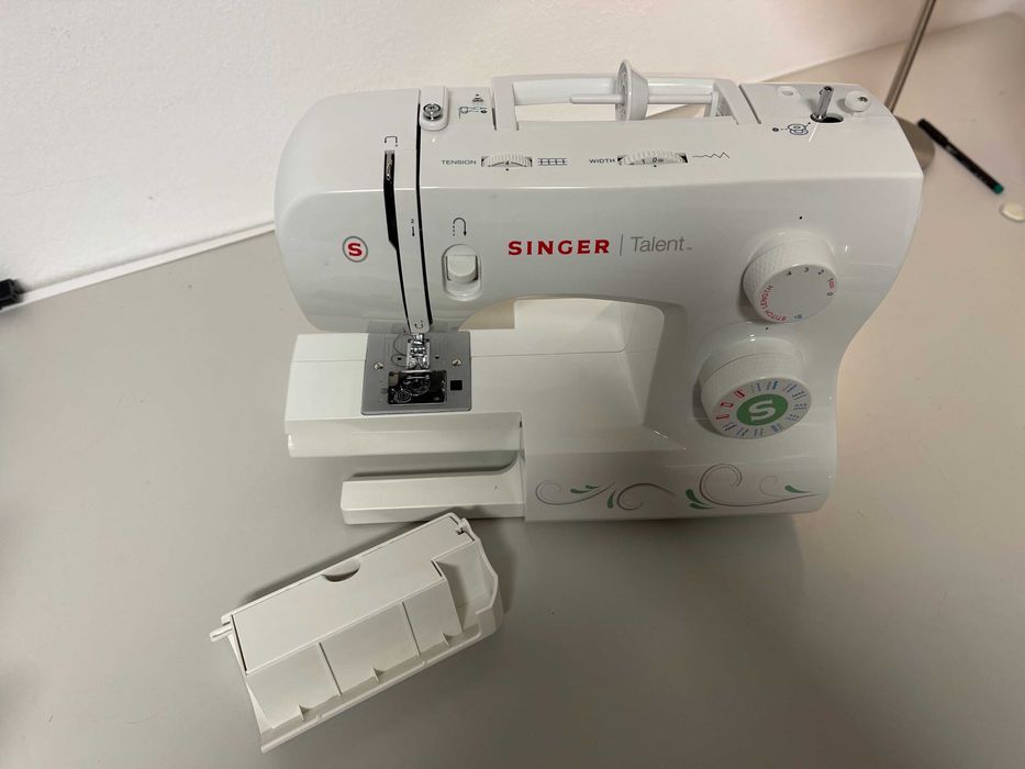 Máquina de Costura Singer Talent 3321 – Como Nova!