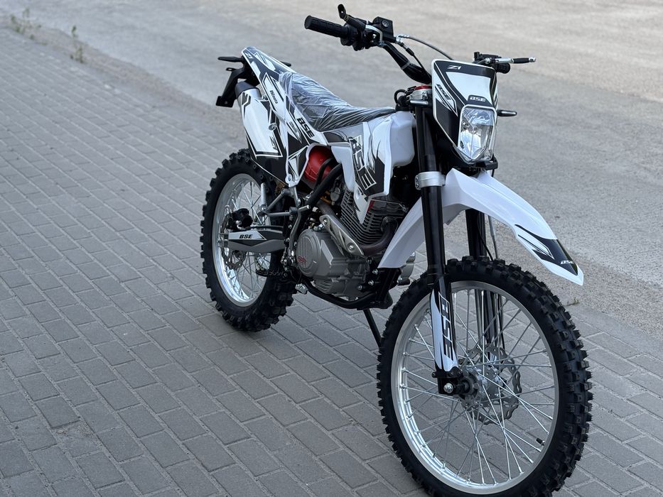 BSE 250 S2 2026модельний рік