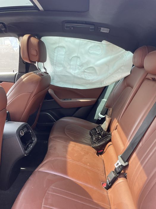 Maserati Levante 2016 VIN ZN661YUA7HX233173 фото оголошення 4 з 10