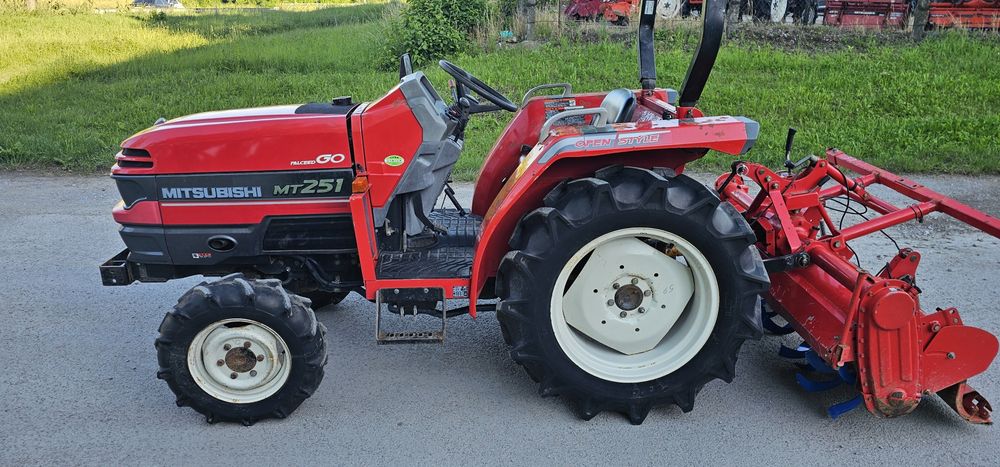 Mitsubishi MT 251 Швидкісний 28-30км.годТрактор Японський