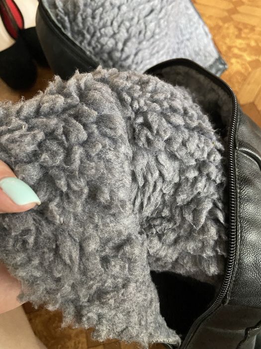 Продам зимние сапоги