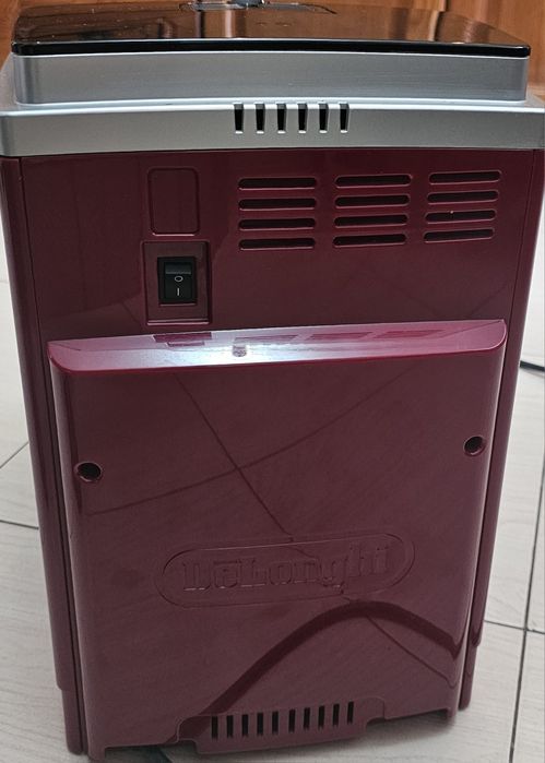 Кавомашина DeLonghi ECAM 23.420 SB