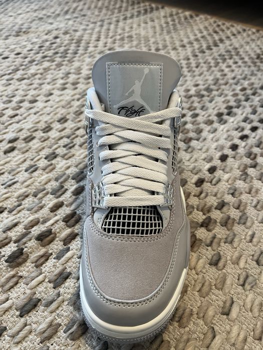buty jordan 4 frozen moments