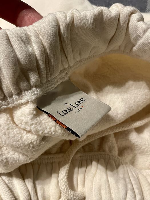 Spodnie dresowe The Love Love Life TLL