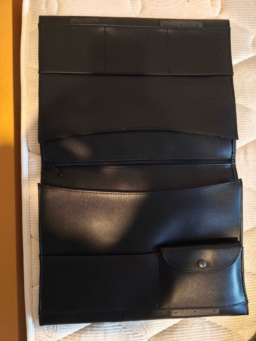 Traje Académico Masculino completo, sem uso