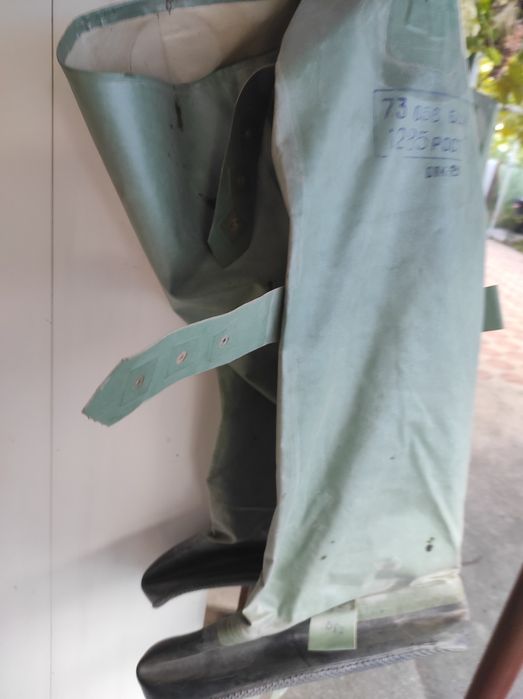 Плащ ,куртка и бахиллы ОЗК новые.