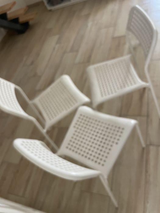 3 cadeiras do Ikea