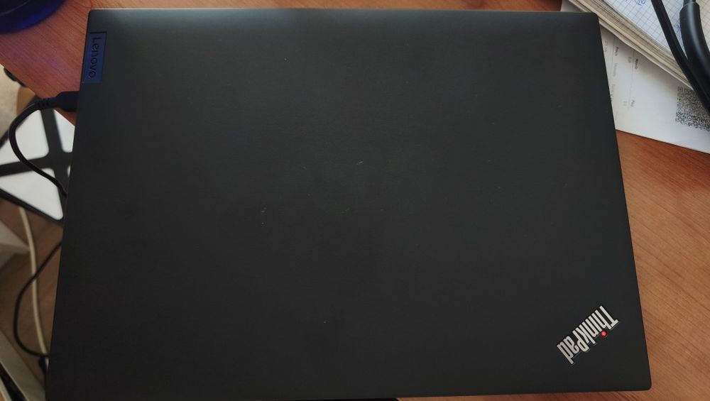 Portátil Lenovo Thinkpad P14s Gen 3 PT