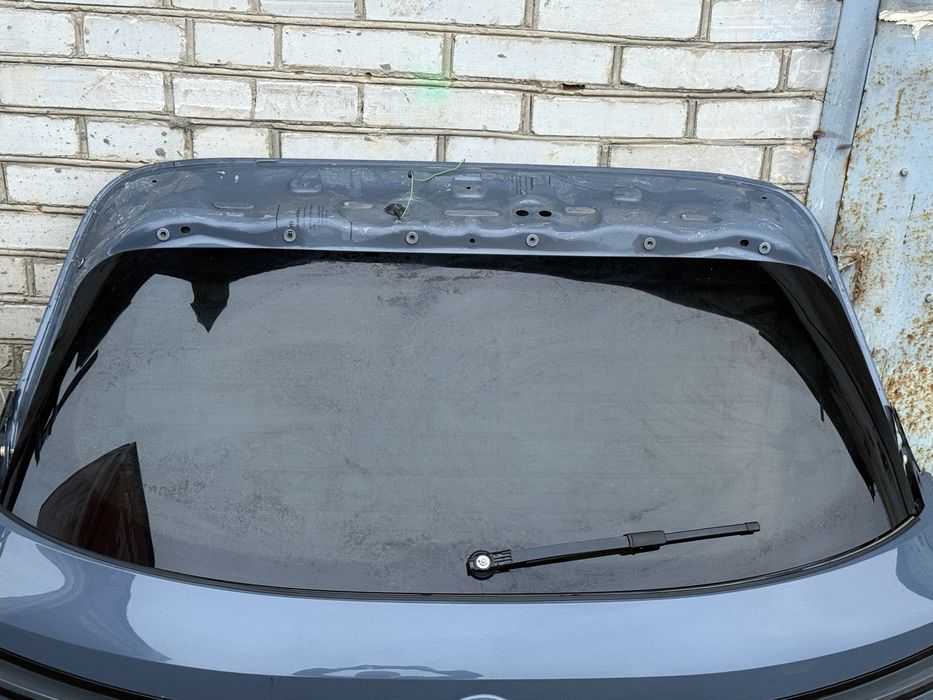 Кришка багажника BMW ix i20  задня ляда БМВ