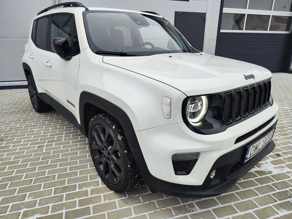 Jeep Renegade LED Navi Skora Podgrzewane fotele Faktura VAT23