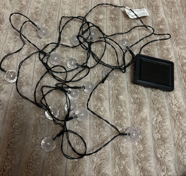 Гірлянда на сонячній батереї