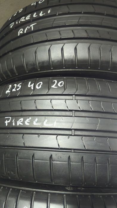 Pneus  225/40/20 Pirelli
