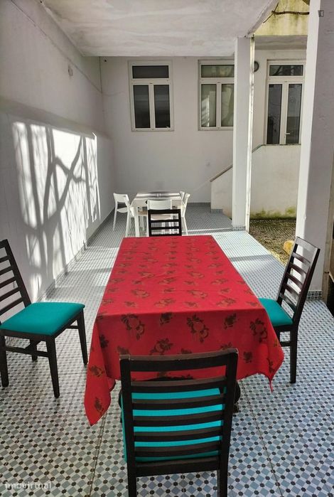 Quarto - localizado em Arroios Lisbon