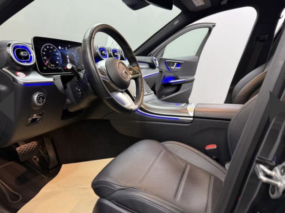 Mercedes-Benz C300e Avantgarde
