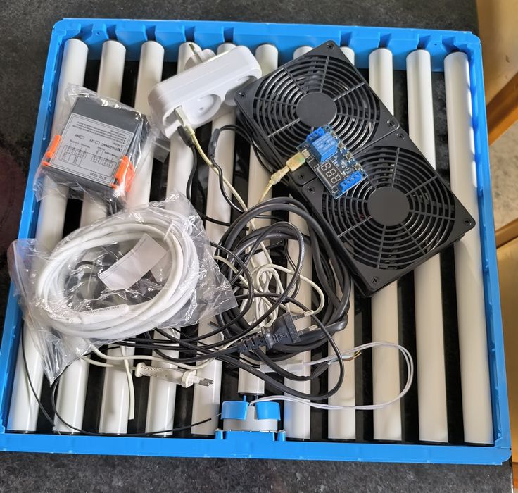 Tabuleiro automático 63 ovos galinha incubadora