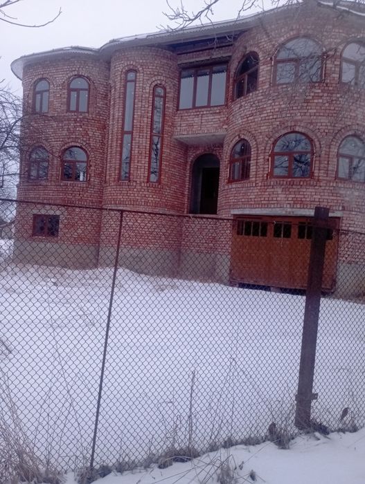 Приватний будинок в Карпатах. Івано-франківська обл. с. Кобаки