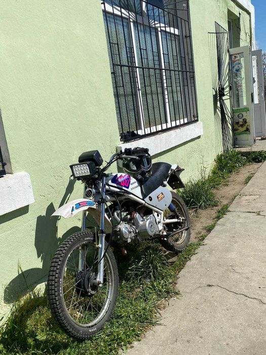 Мотоцикл хонда 125