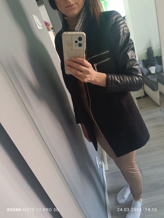 Płaszcz płaszczyk czarny eko skóra rękawy S/m