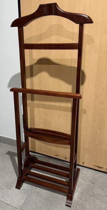 Cabide em Madeira como novo