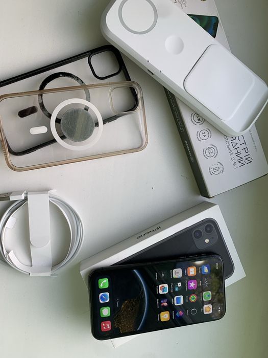 iPhone 11 | Neverlock | АКБ 100% + бездротова станція та чохли в Подарунок