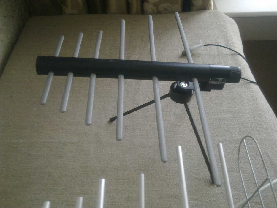 Антенны комнатные ДМВ (Т2) - для телеканалов 21-60 (470-790 МГц)