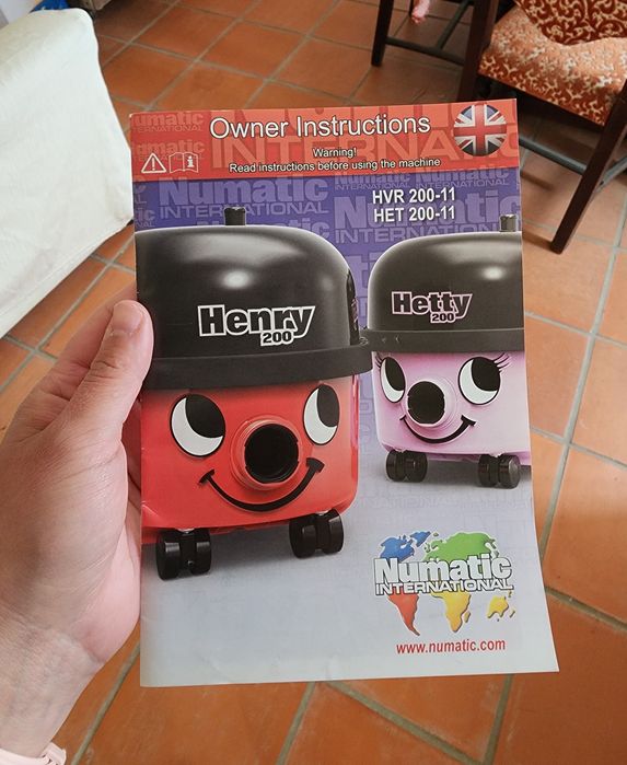 Aspirador Numatic Henry 200