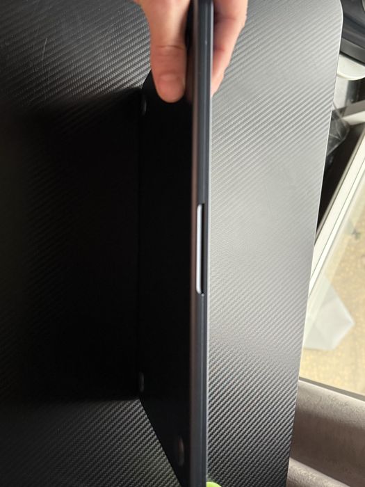 Macbook Air 2024 M3 8GB