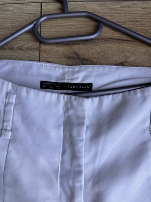 Bialy spodnie zara basic