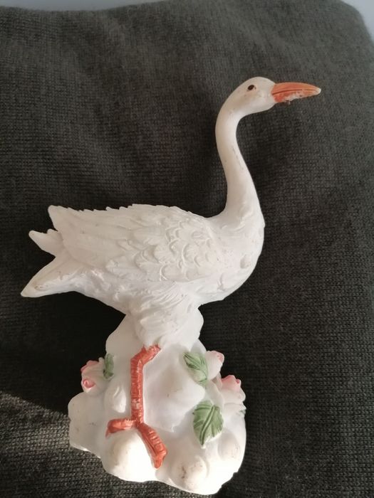 Figurka kolekcjonerska bocian