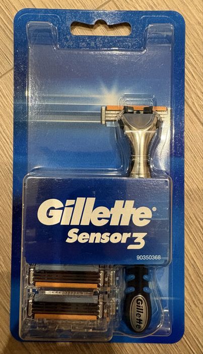 Gillette Sensor 3. Maszynka + 8 wkładów.