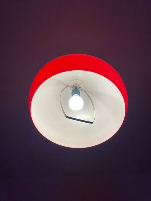 Candeeiro laranja e vermelho de teto ou suspensão design italiano