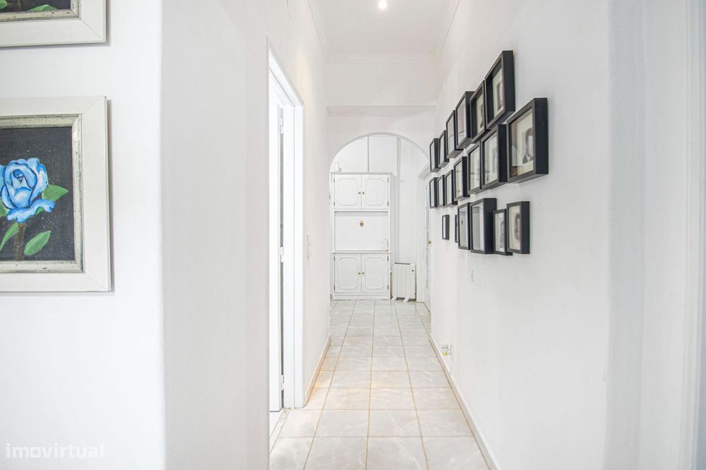 Apartamento T4 - Algés