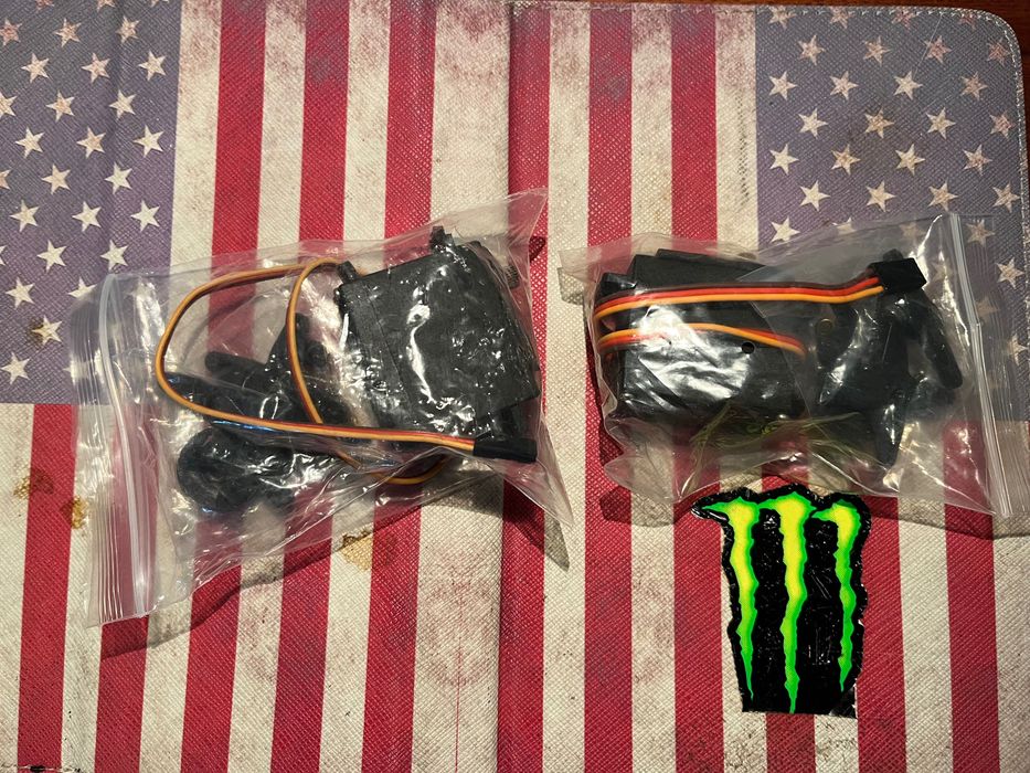 Servo Mg 13kg para carros Rc