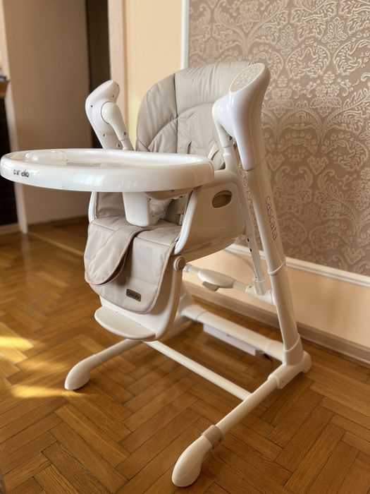 Годувальний столик  CARRELLO Cascata