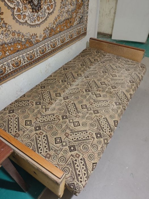 Диваны и шкаф самовывоз