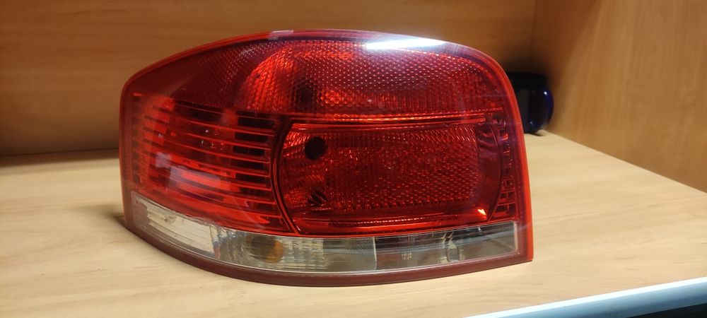 Lampa Audi A3 lewy przód